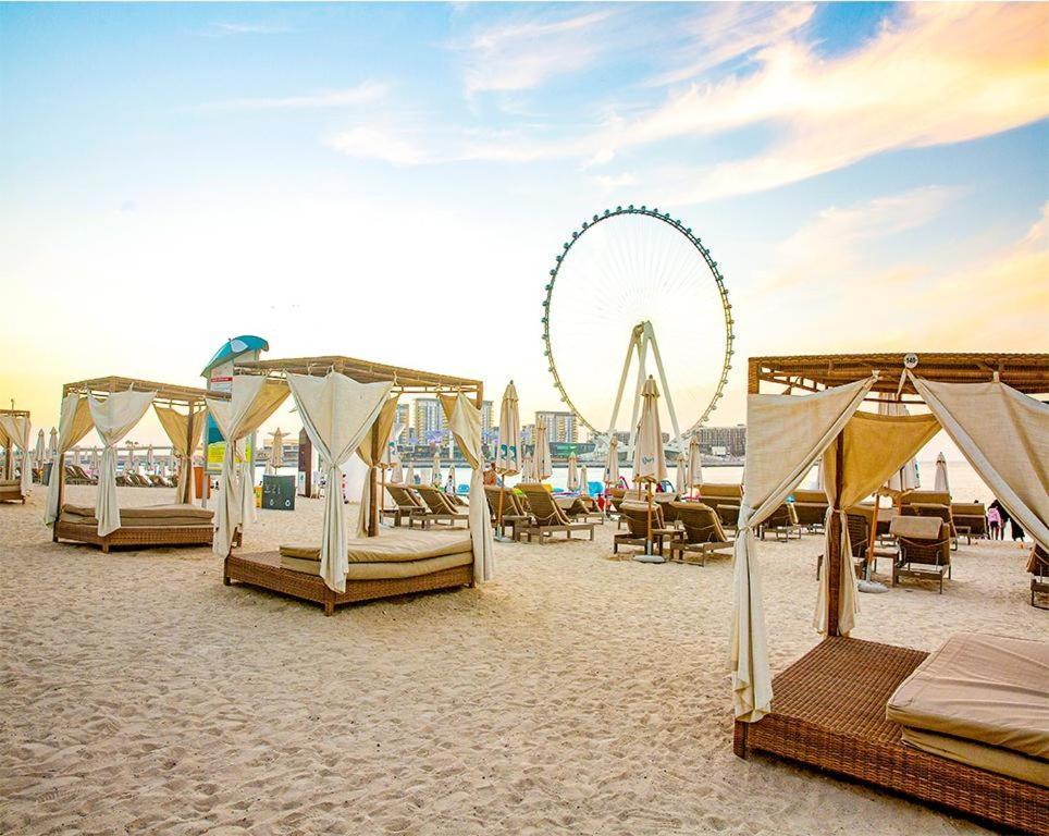 Success Luxury Apartment - 5 Min Away Marina Corniche - Free Housekeeping Provided Everyday-24-7 Staff Available For Services Dubai Exterior foto