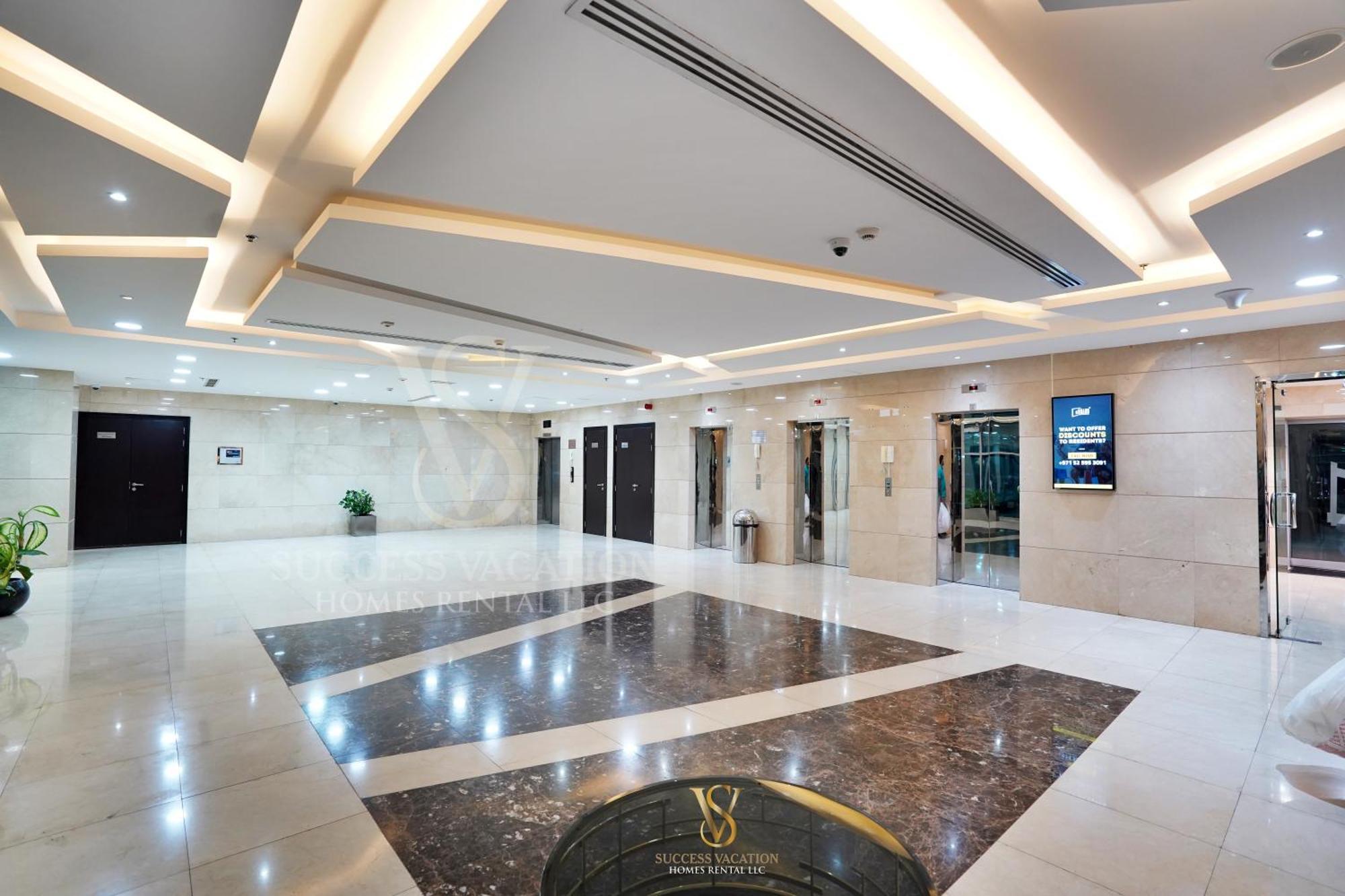 Success Luxury Apartment - 5 Min Away Marina Corniche - Free Housekeeping Provided Everyday-24-7 Staff Available For Services Dubai Exterior foto