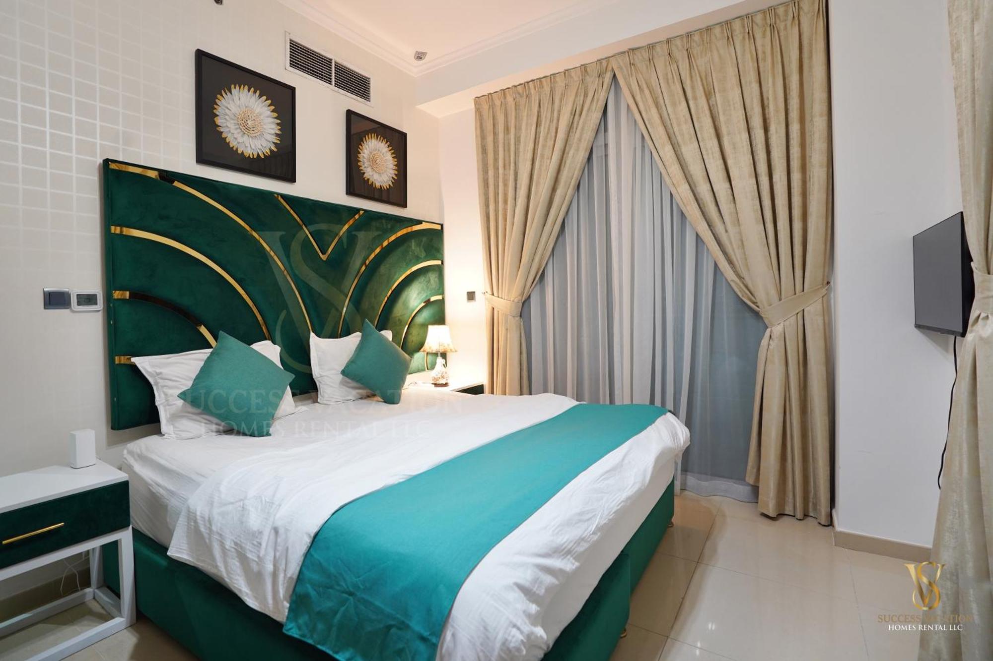Success Luxury Apartment - 5 Min Away Marina Corniche - Free Housekeeping Provided Everyday-24-7 Staff Available For Services Dubai Exterior foto